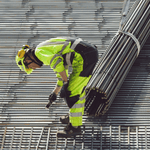 How to Choose the Right Hi-Vis Workwear for Maximum Safety and Comfort?